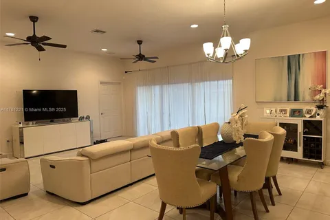 210 SW 4th St # 210, Dania Beach FL 33004