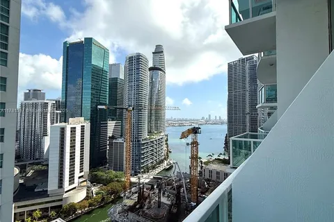 41 SE 5th St # 1617, Miami FL 33131