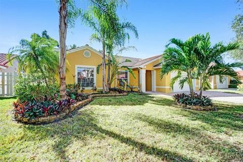 12760 SW 20th St, Miramar FL 33027