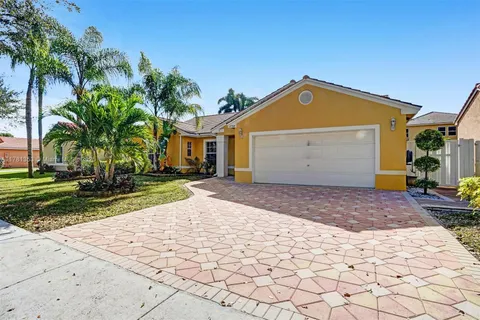 12760 SW 20th St, Miramar FL 33027