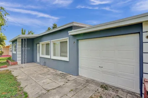 2511 NE 4th St # 0, Boynton Beach FL 33435