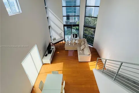 7728 Collins Ave # 17, Miami Beach FL 33141