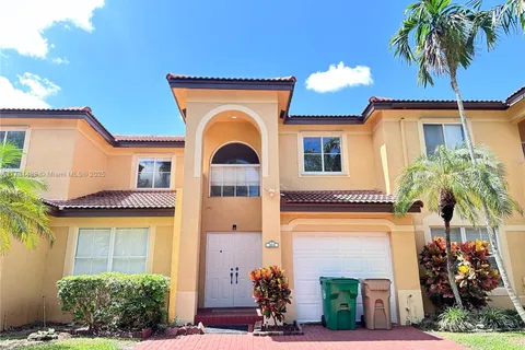 203 Maple Ter # 203, Davie FL 33325