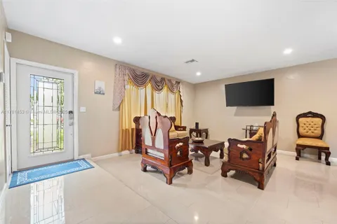 14621 NW 13th Rd, Miami FL 33167
