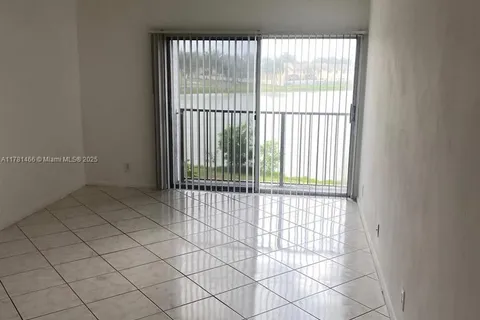 8560 N Sherman Cir # 304, Miramar FL 33025