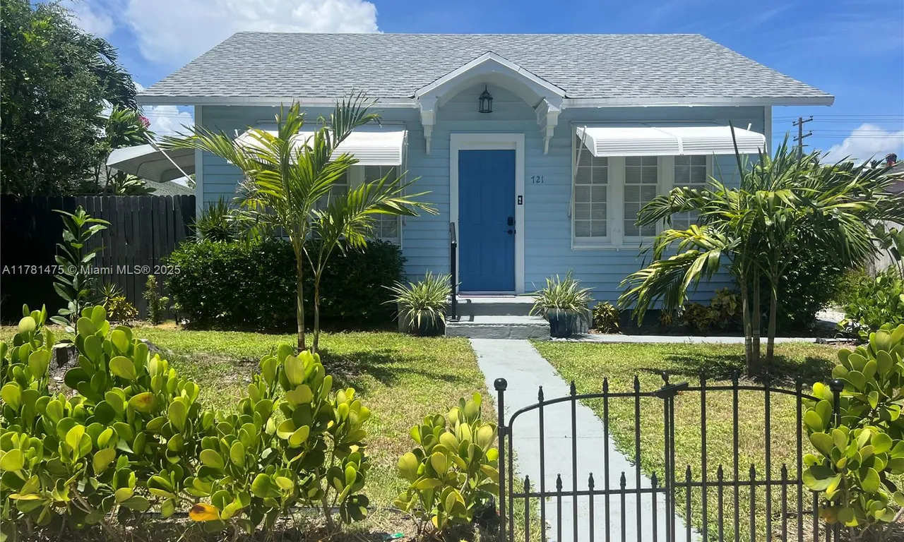 721 N H St, Lake Worth FL 33460