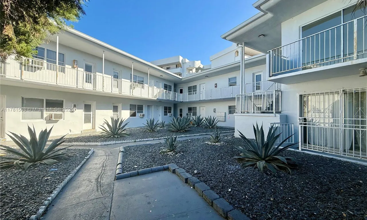 7271 Gary Ave # 7, Miami Beach FL 33141