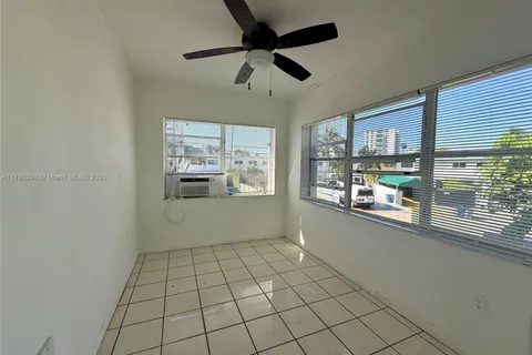 7271 Gary Ave # 7, Miami Beach FL 33141