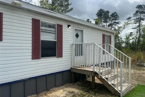 7551 NE 97th Ct, Other City - In The State Of Florida FL 32621