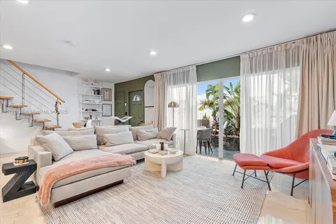 7410 Gary Ave, Miami Beach FL 33141