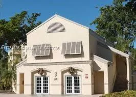 8225 Lake Dr # 302, Doral FL 33166