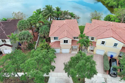 17116 SW 39th Ct, Miramar FL 33027