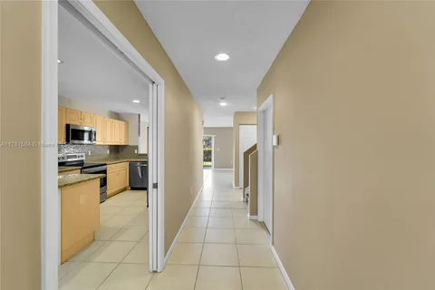 9840 NW 19th Pl # 9840, Sunrise FL 33322