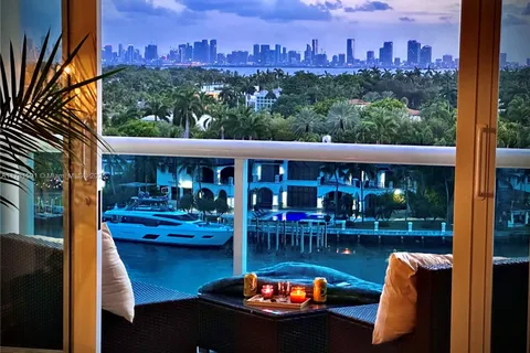 6770 Indian Creek Dr # 9G, Miami Beach FL 33141