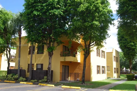 630 NW 114th Ave # 104, Sweetwater FL 33172