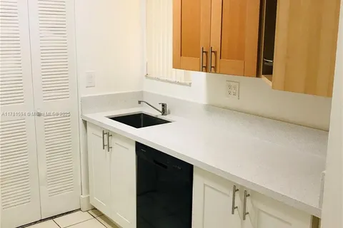 630 NW 114th Ave # 104, Sweetwater FL 33172
