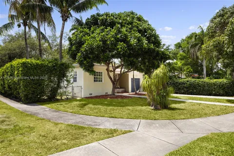 5490 SW 57th Ave, Miami FL 33155