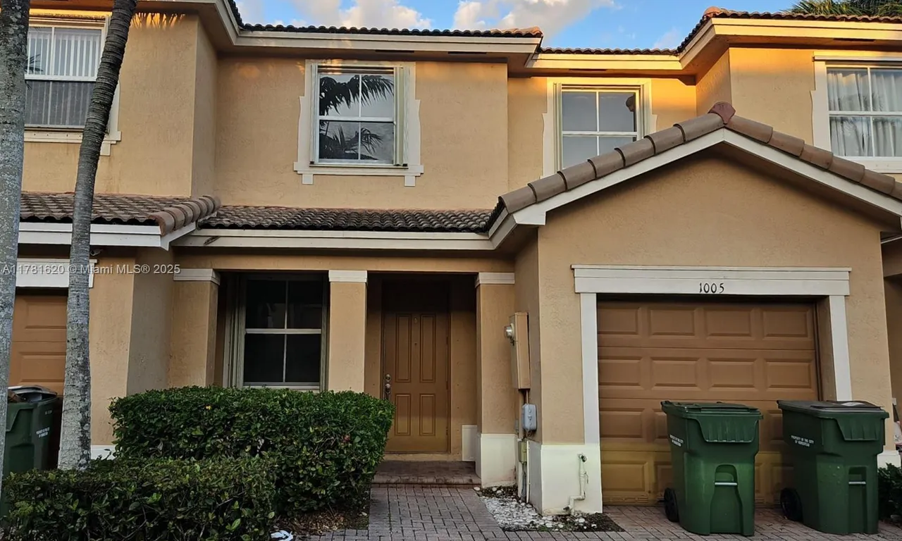 1005 NE 42nd Ave, Homestead FL 33033