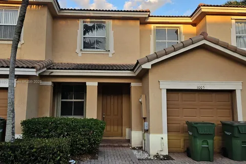 1005 NE 42nd Ave, Homestead FL 33033