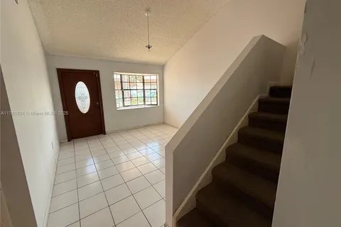 9058 NW 115th St, Hialeah Gardens FL 33018