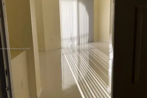 8826 W Flagler St # 216, Miami FL 33174