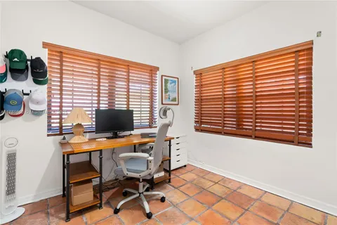 4531 Sheridan Ave, Miami Beach FL 33140