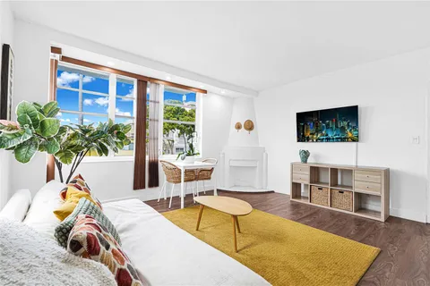 1525 Meridian Ave # 201, Miami Beach FL 33139