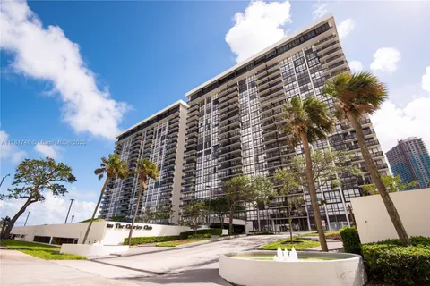 600 NE 36th St # 1105, Miami FL 33137