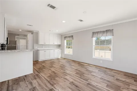 13024 Dania, Hudson FL 34667