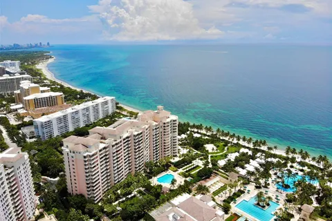 791 Crandon Blvd # 704, Key Biscayne FL 33149