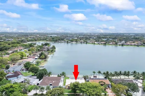 6340 NW 198th Ter, Hialeah FL 33015