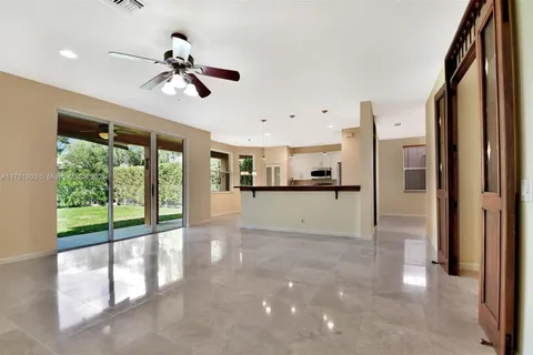 1319 Croton Ct # 1319, Weston FL 33327