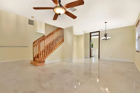 1319 Croton Ct # 1319, Weston FL 33327