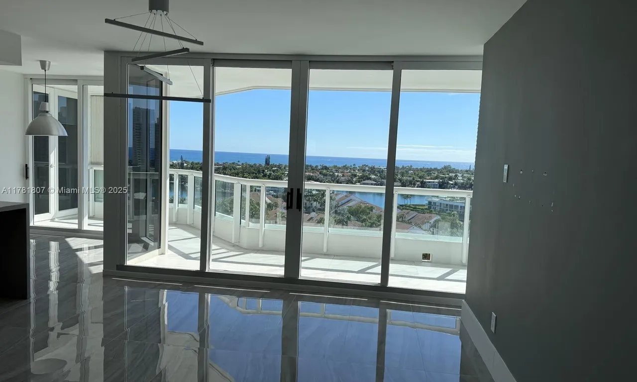 21055 Yacht Club Dr # 1409, Aventura FL 33180