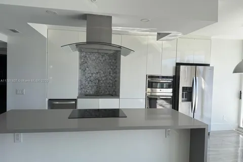 21055 Yacht Club Dr # 1409, Aventura FL 33180