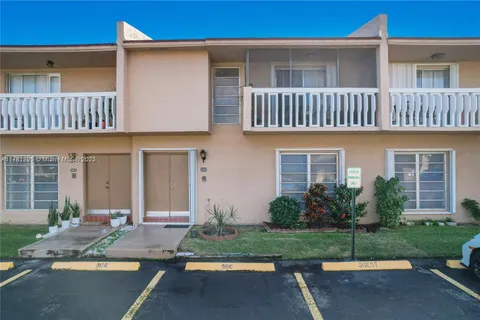 17190 SW 94th Ave # 906, Palmetto Bay FL 33157