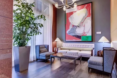 244 Biscayne Blvd # 2405, Miami FL 33132