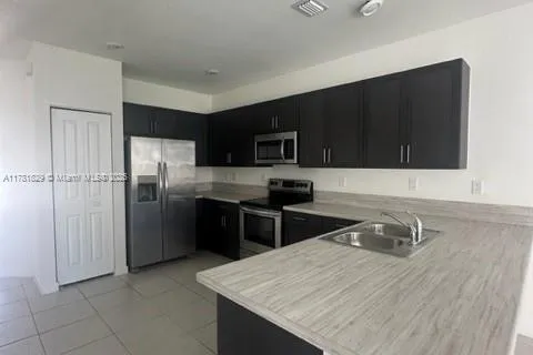 1166 SE 26th Ter # 1166, Homestead FL 33035