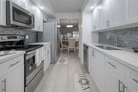 1200 SW 137th Ave # 210E, Pembroke Pines FL 33027