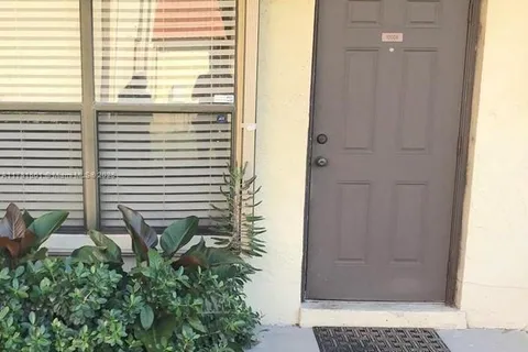 10008 NW 6th St # 103, Pembroke Pines FL 33024