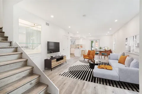 726 Jefferson Ave # 4, Miami Beach FL 33139