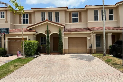 190 Riverwalk Cir # 190, Sunrise FL 33326