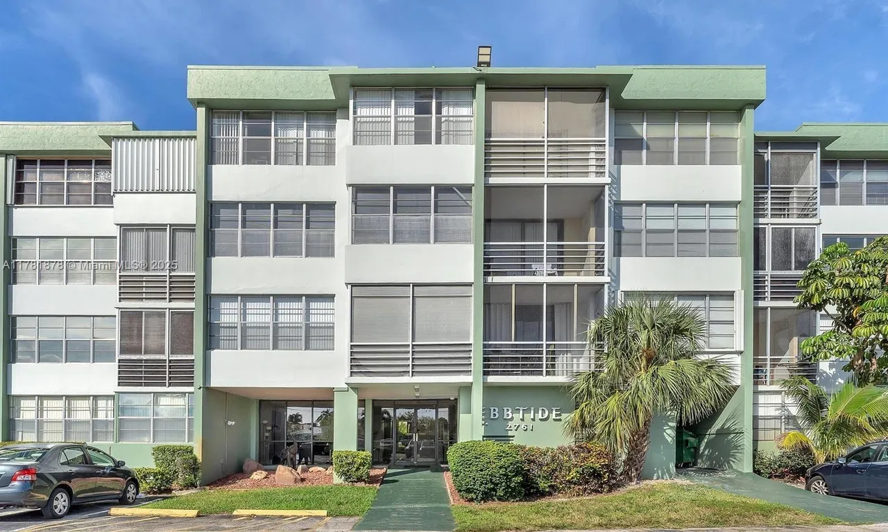 2761 Taft St # 311, Hollywood FL 33020