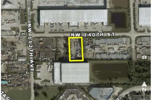 NW 140th St, Hialeah Gardens FL 33018
