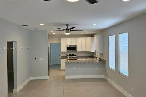 1410 Altaloma Ave, Orlando FL 32803