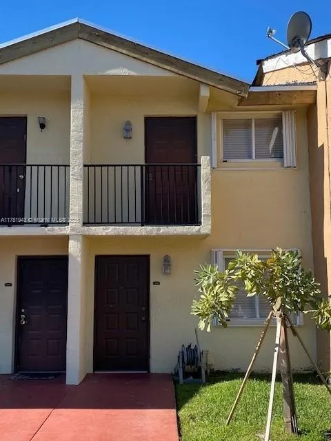 560 NW 82nd Pl # 306, Miami FL 33126