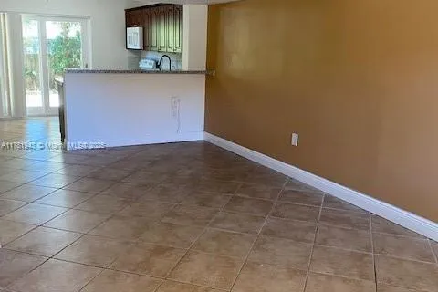 560 NW 82nd Pl # 306, Miami FL 33126