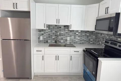 1838 Mckinley St # 4, Hollywood FL 33020