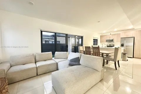 1179 NW 3rd St # 1179, Florida City FL 33034