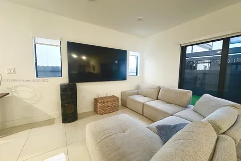 1179 NW 3rd St # 1179, Florida City FL 33034